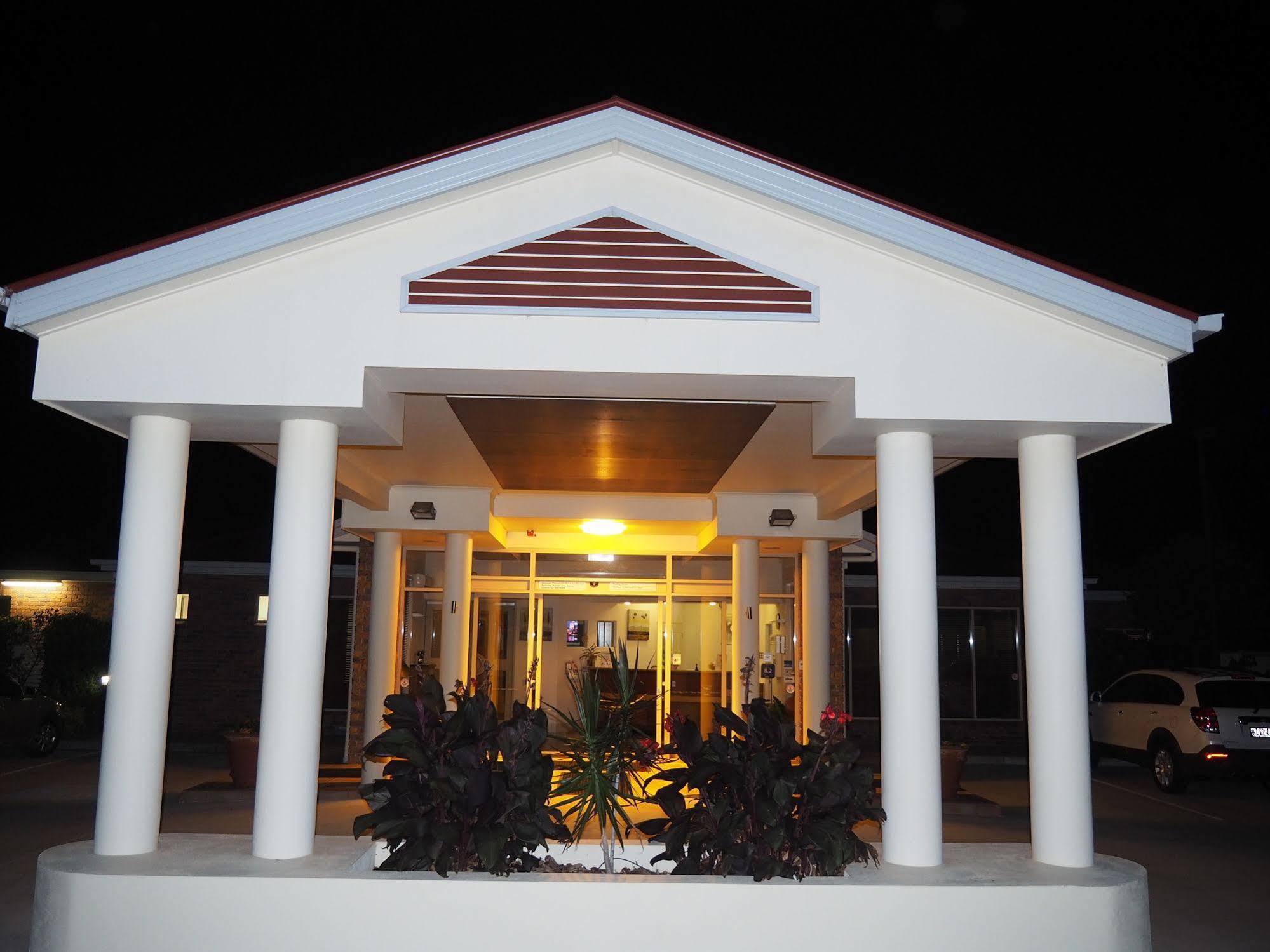 Pittsworth Motor Inn Dış mekan fotoğraf
