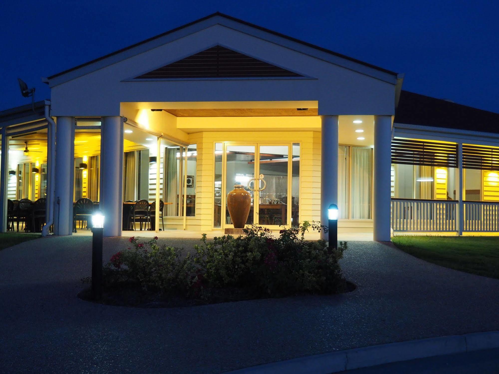 Pittsworth Motor Inn Dış mekan fotoğraf