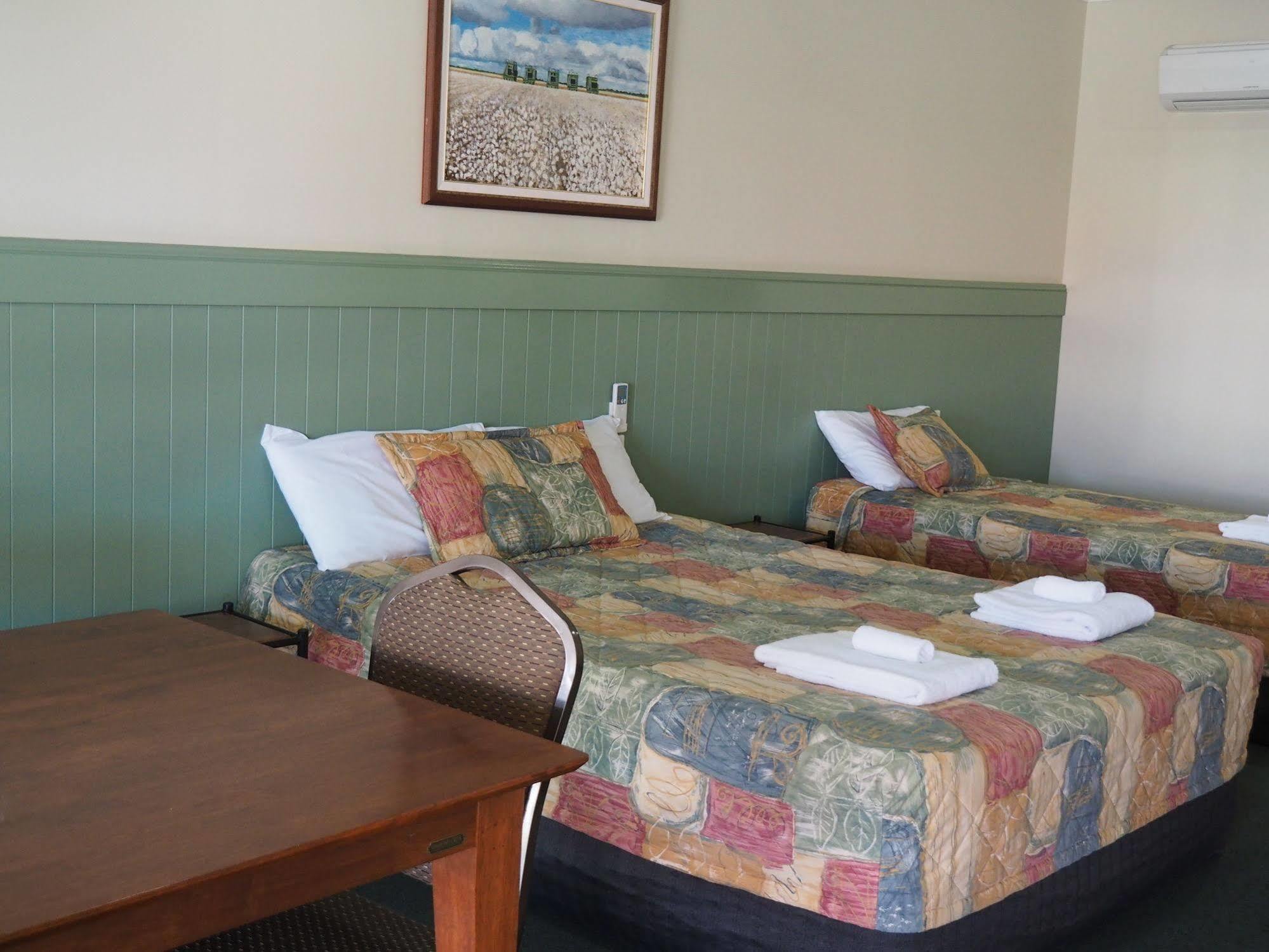 Pittsworth Motor Inn Dış mekan fotoğraf