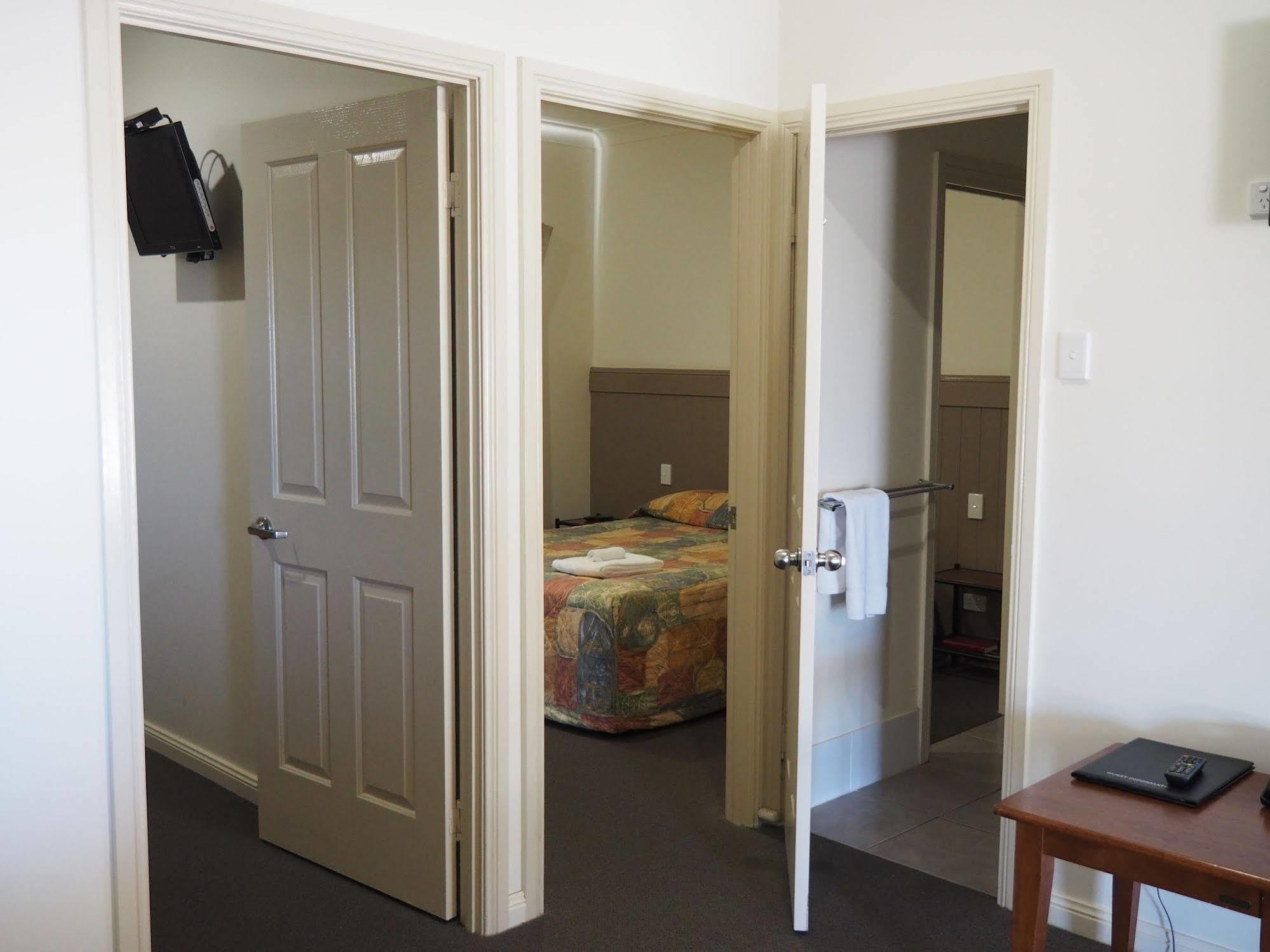 Pittsworth Motor Inn Dış mekan fotoğraf
