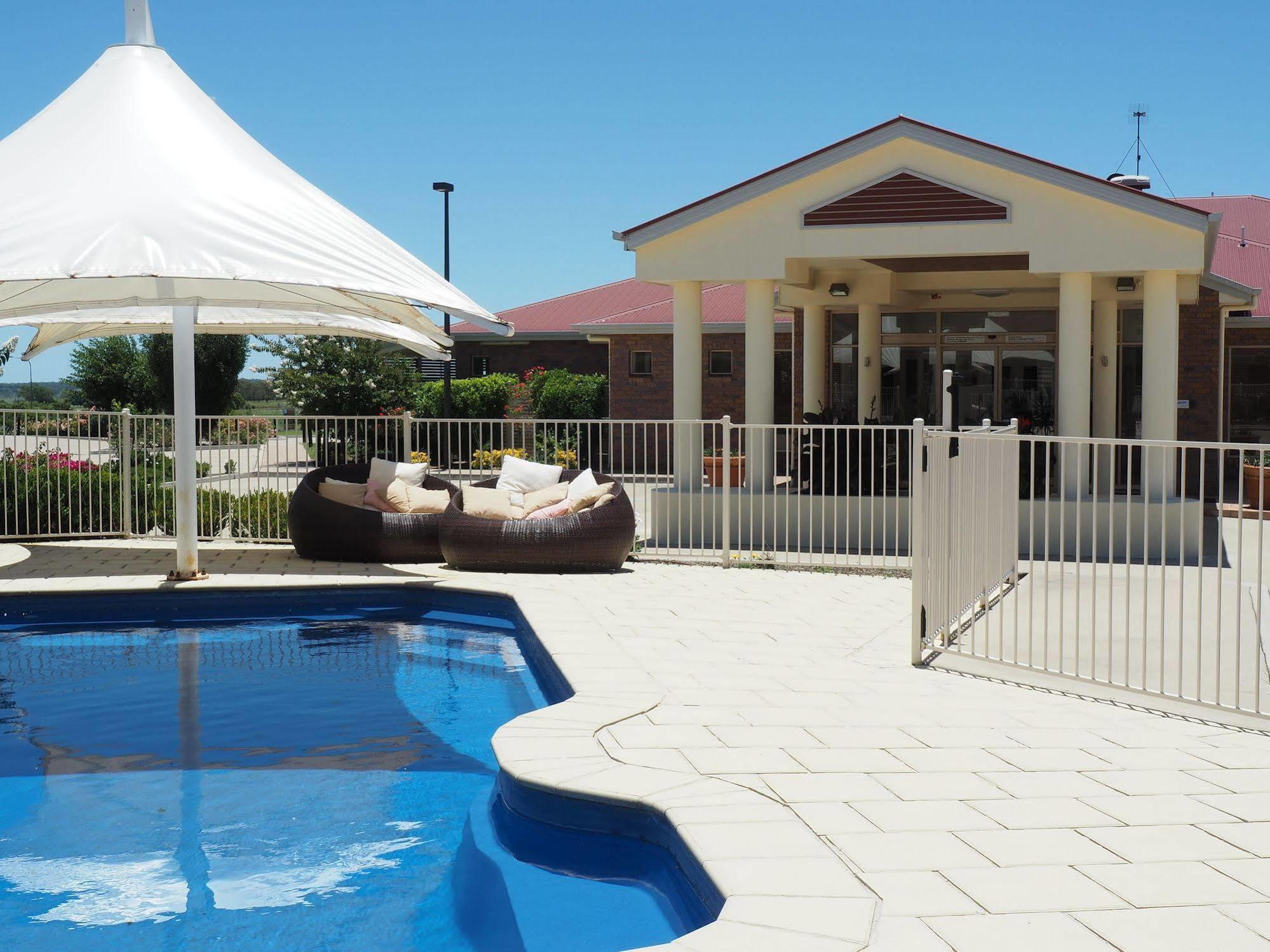 Pittsworth Motor Inn Dış mekan fotoğraf