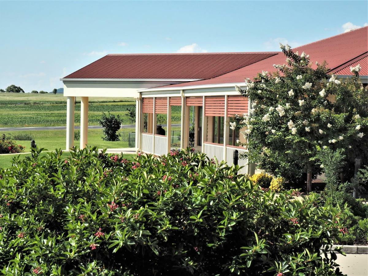 Pittsworth Motor Inn Dış mekan fotoğraf